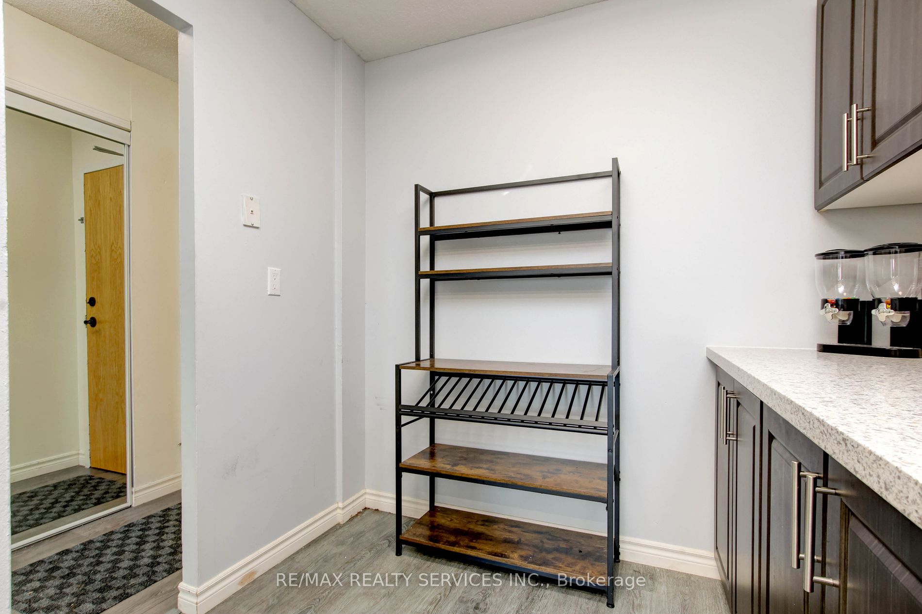 4 Lisa Street, #511