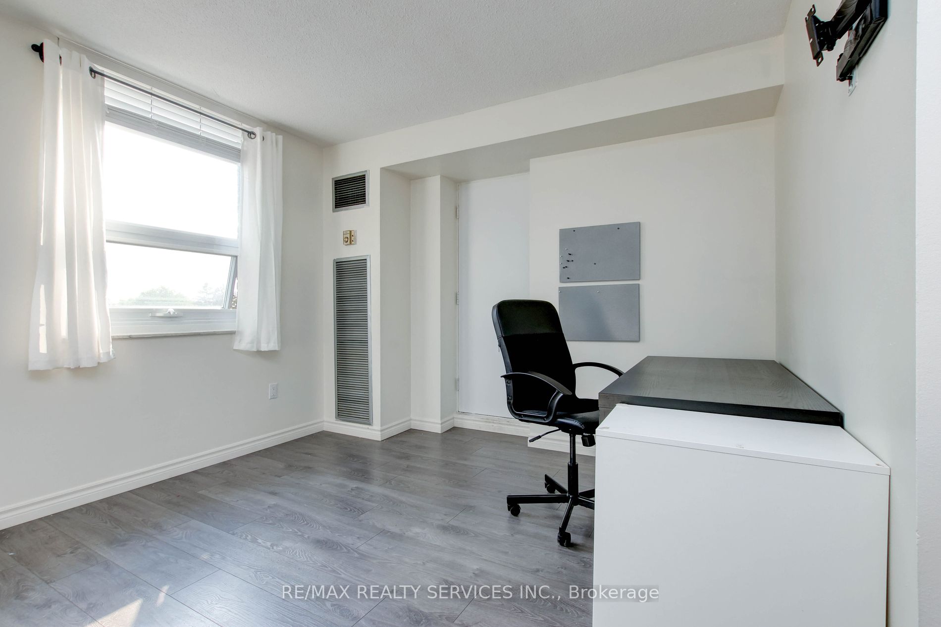 4 Lisa Street, #511