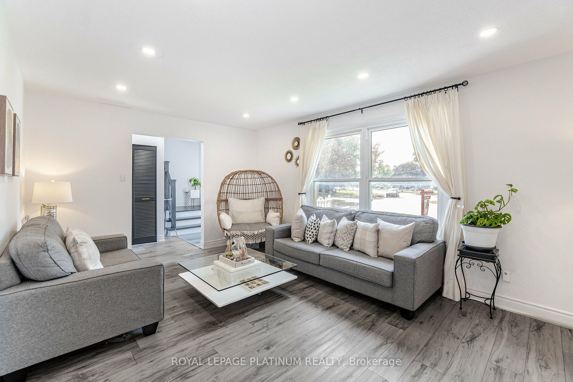 63 Faludon Dr