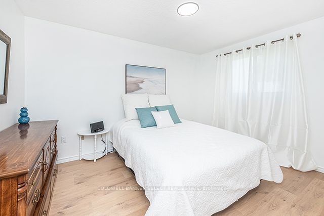 354 Whitehead Crescent