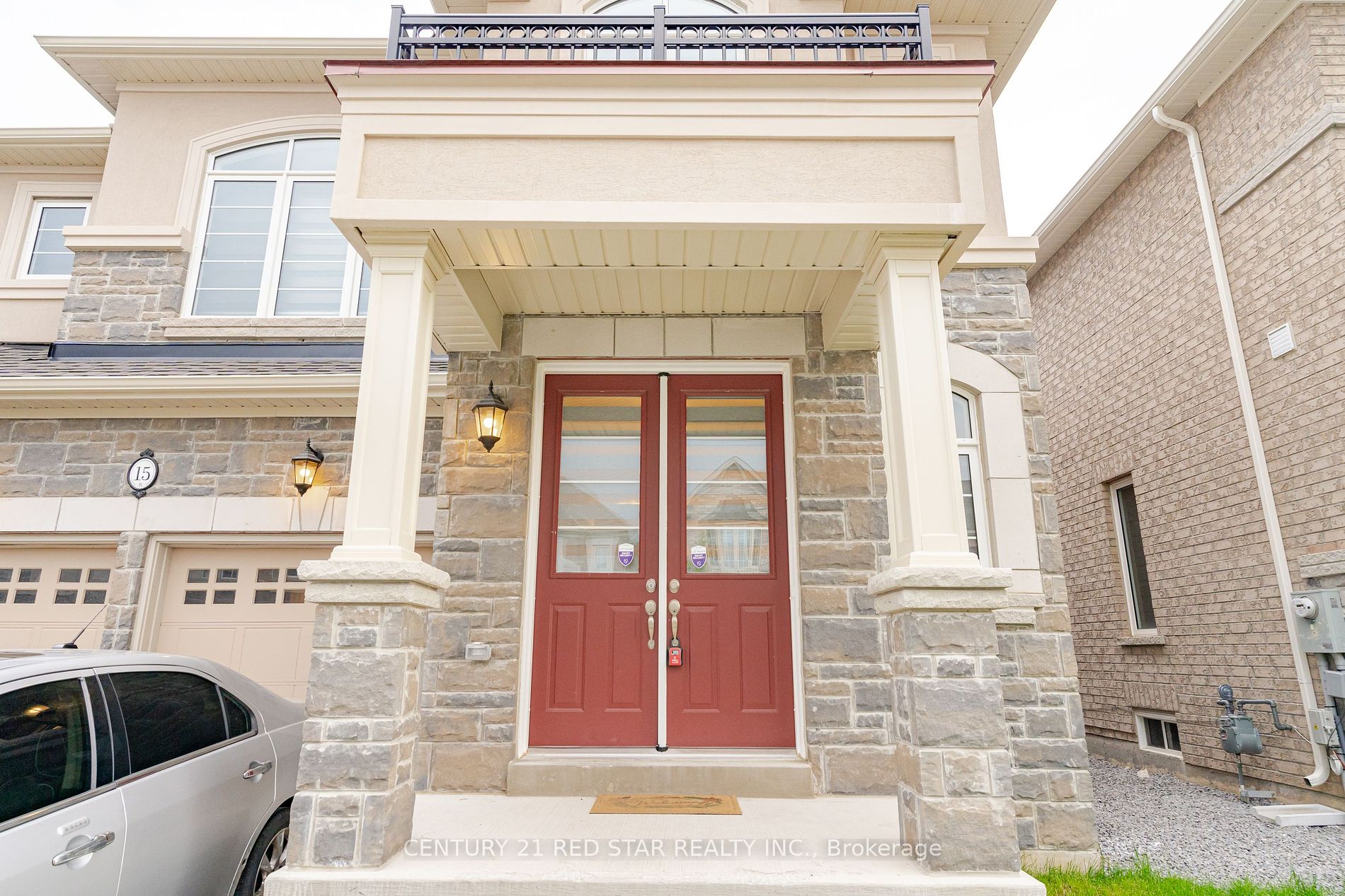 15 Matterhorn Road