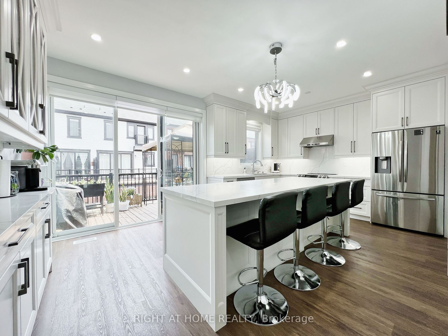 975 Whitlock Avenue #20