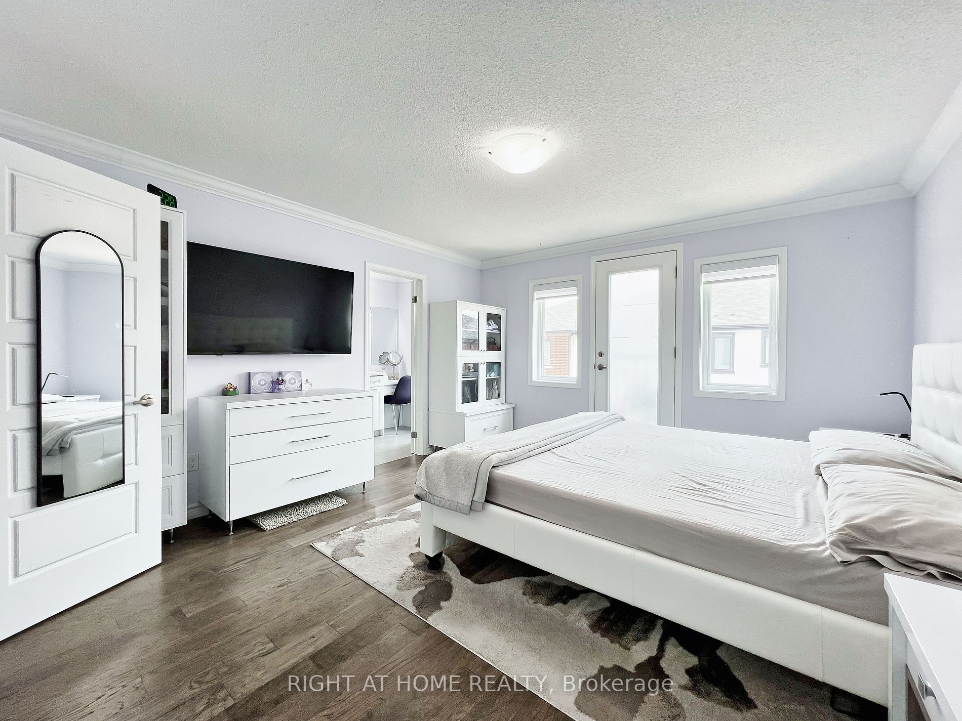 975 Whitlock Avenue #20