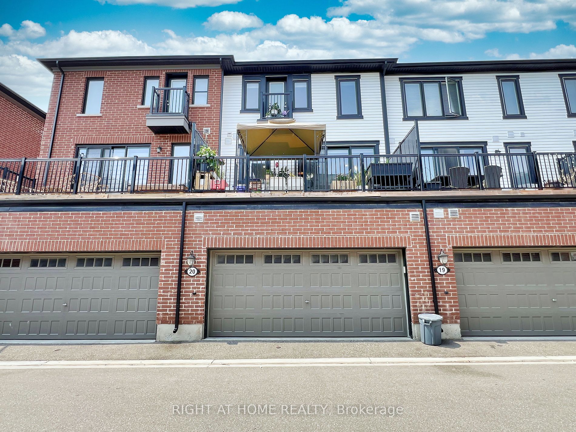 975 Whitlock Avenue #20