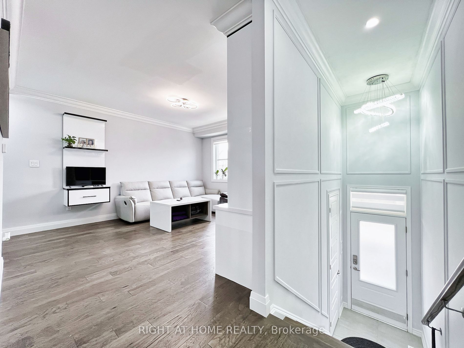 975 Whitlock Avenue #20