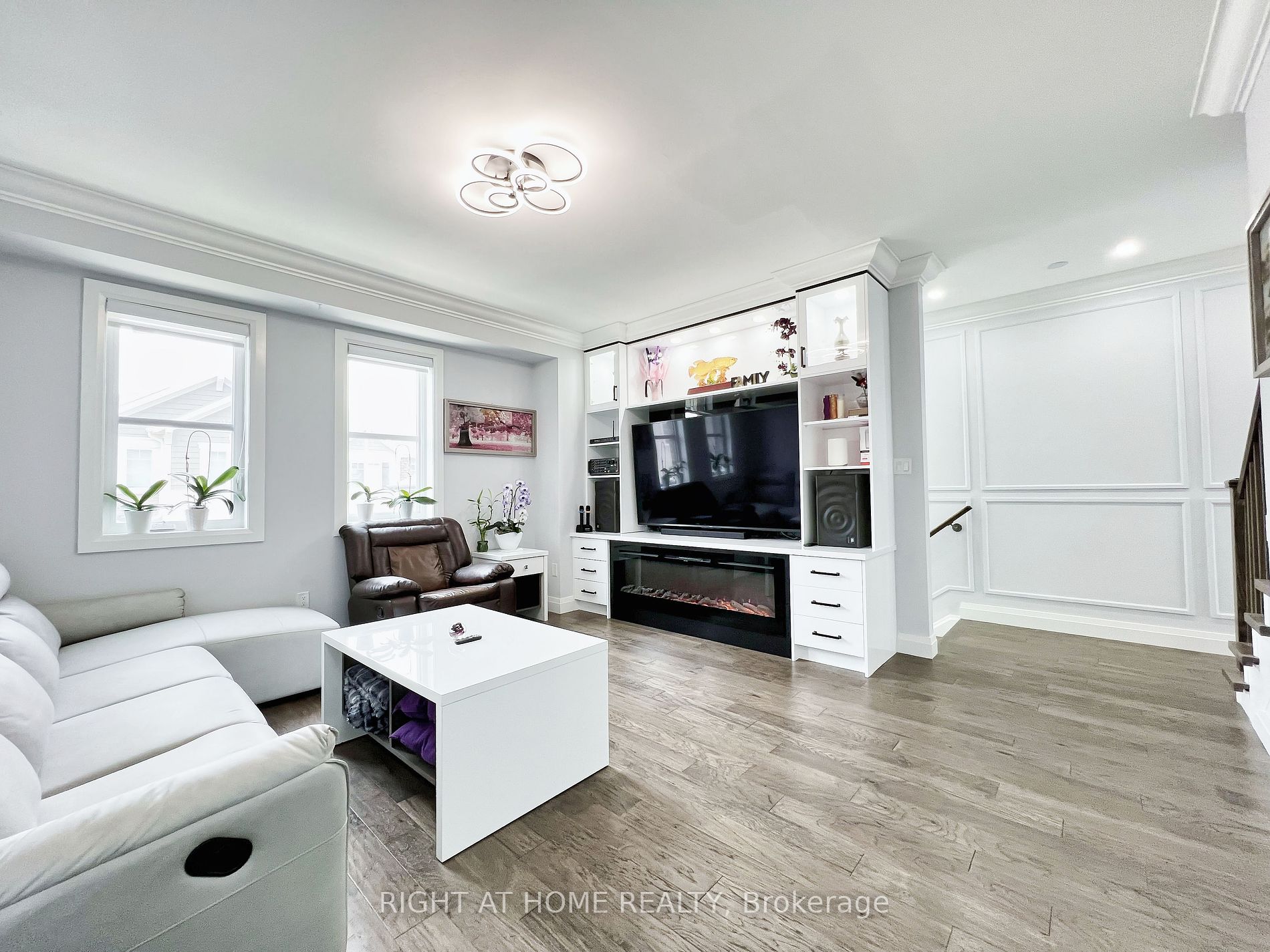 975 Whitlock Avenue #20