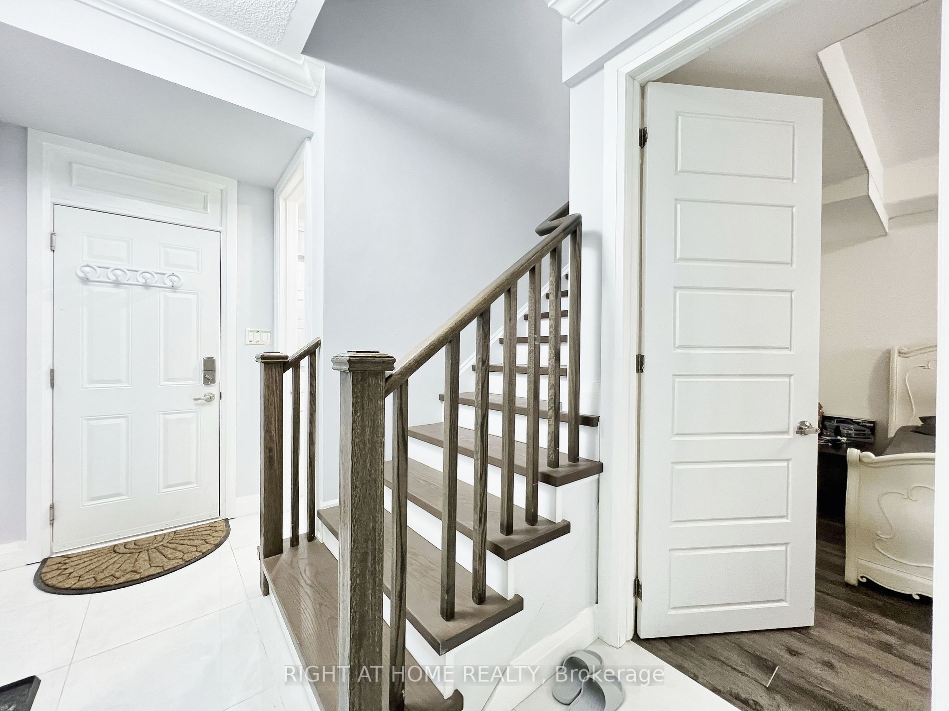 975 Whitlock Avenue #20