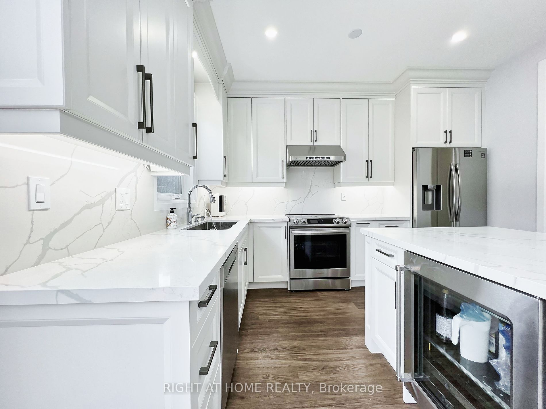 975 Whitlock Avenue #20