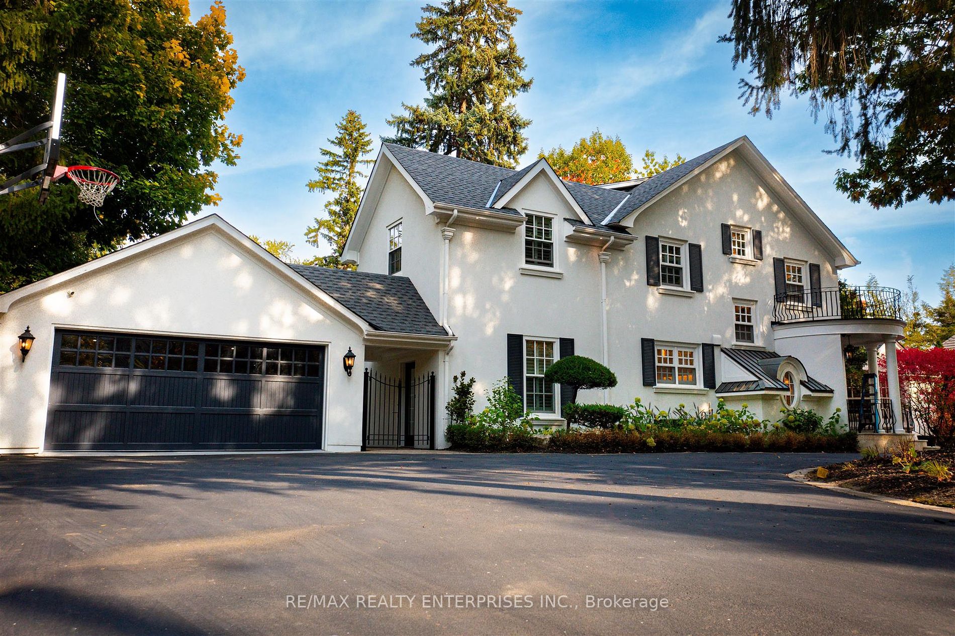 317 Gloucester Avenue