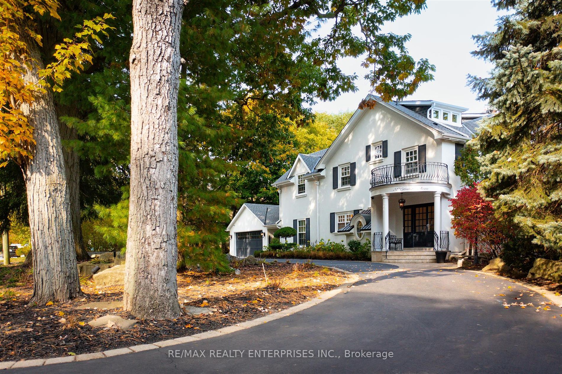 317 Gloucester Avenue