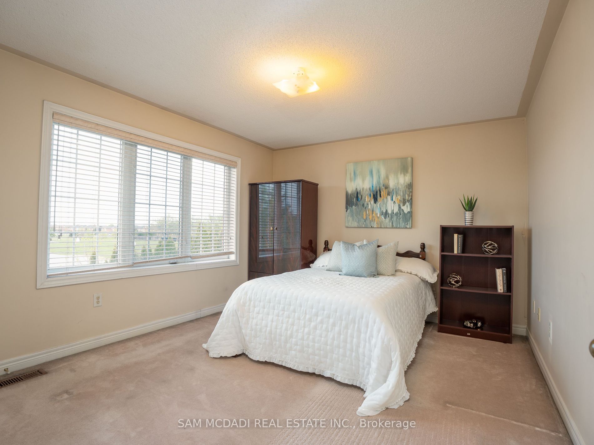 4903 Sebastian Dr