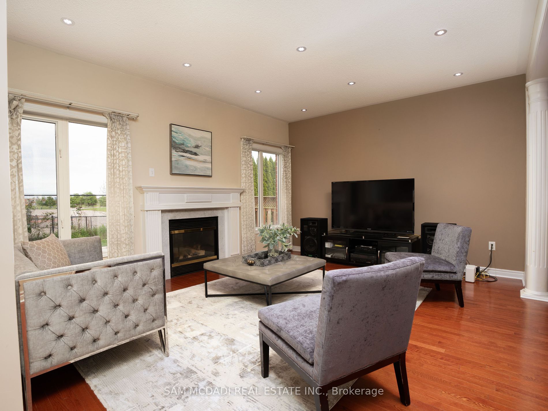 4903 Sebastian Dr