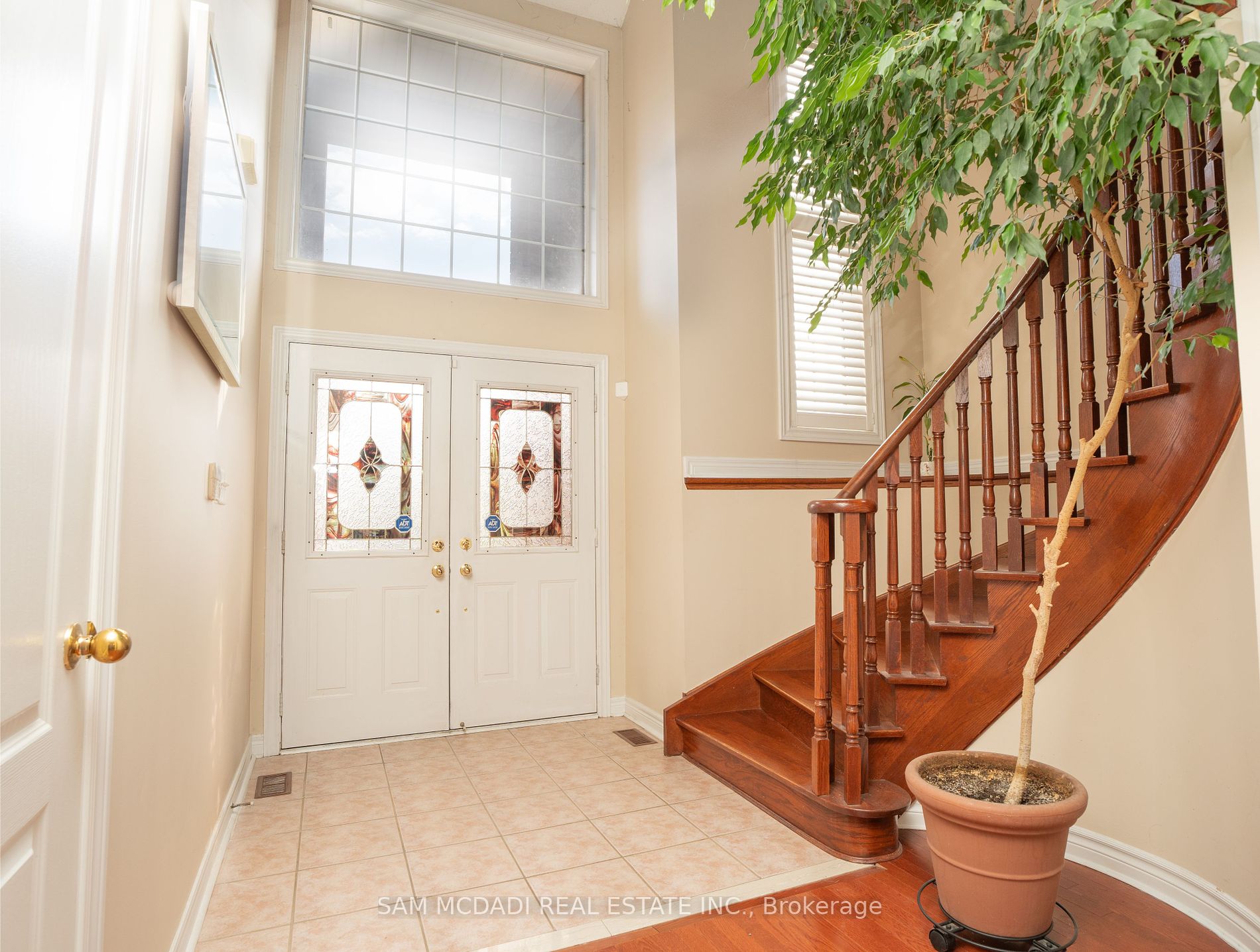 4903 Sebastian Dr