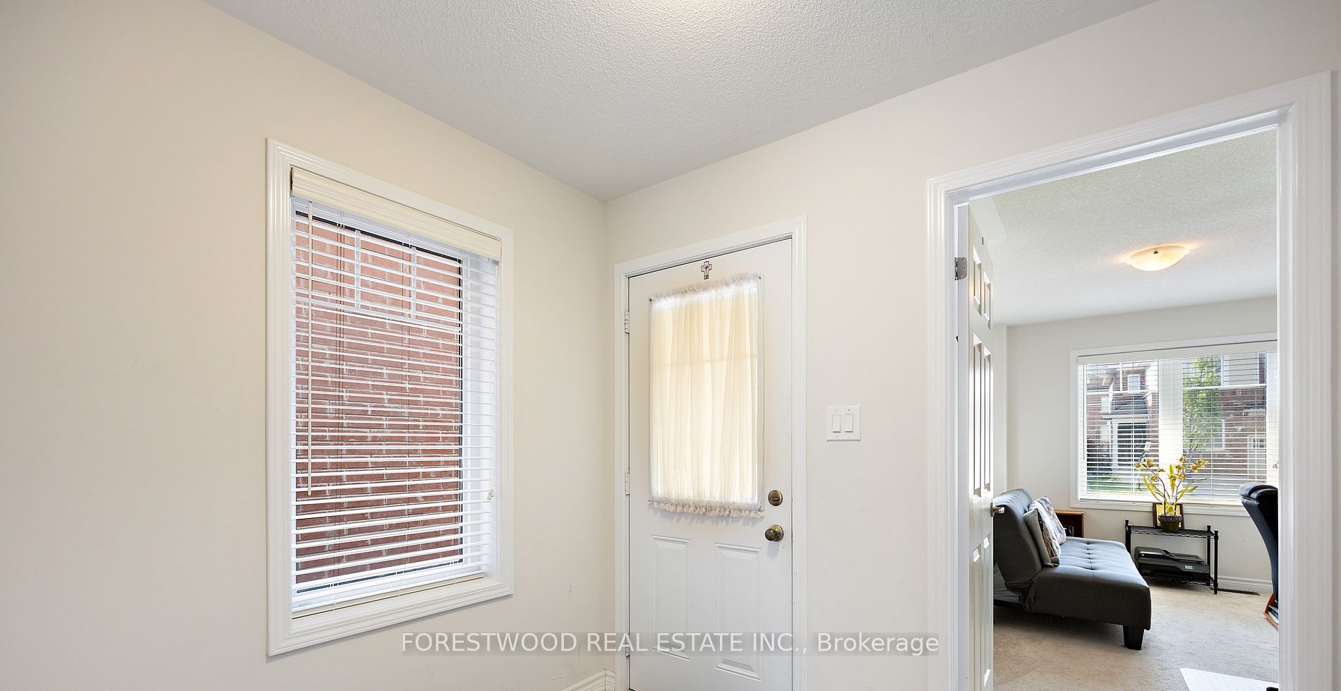 93 Enford Cres