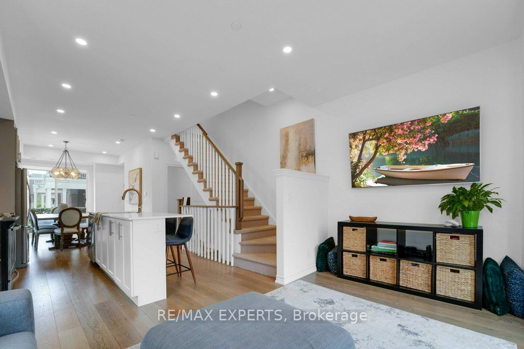 80 Eastwood Park Gdns, #1