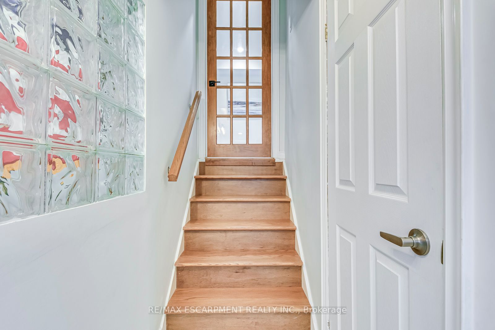 193 Appleby Line