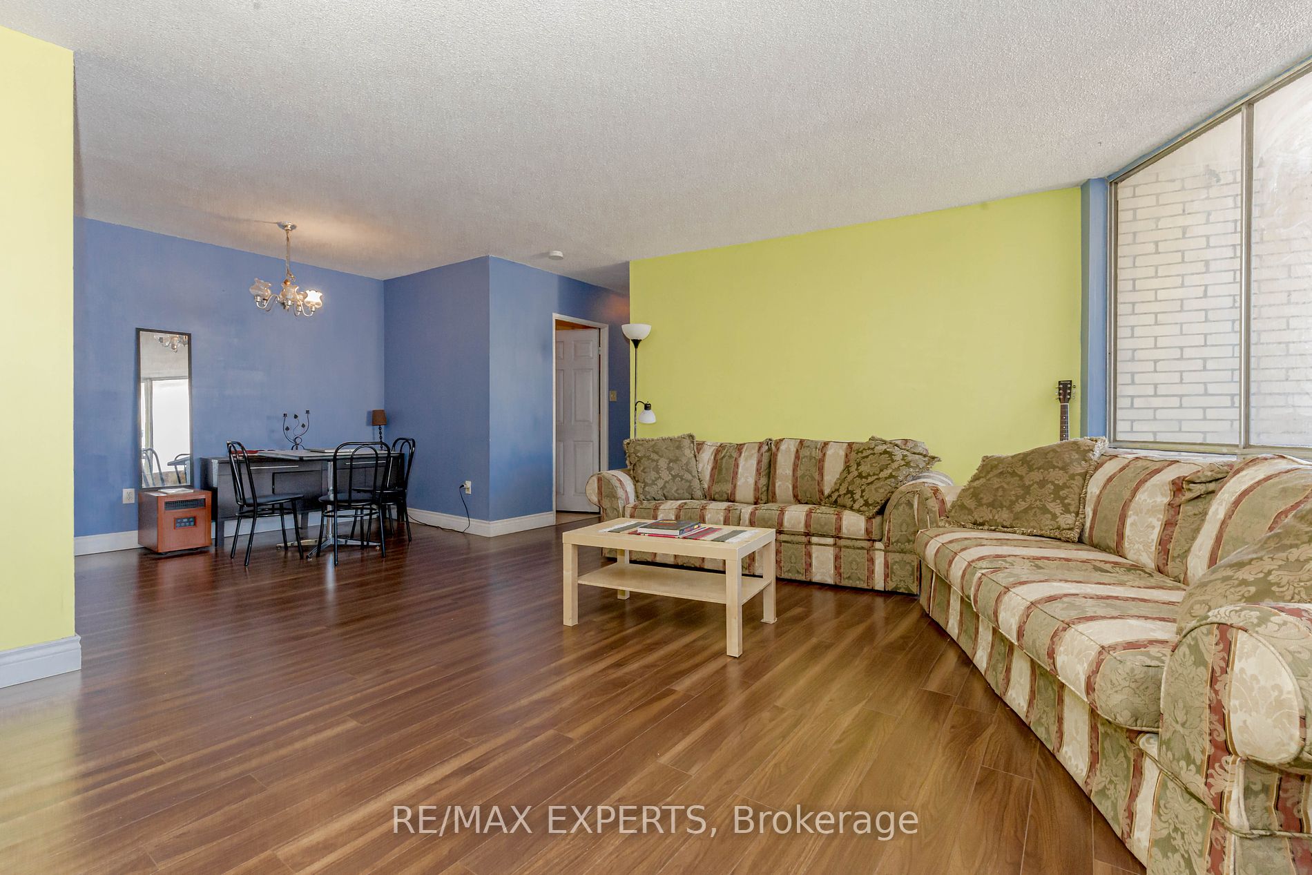 330 Dixon Rd, #1902