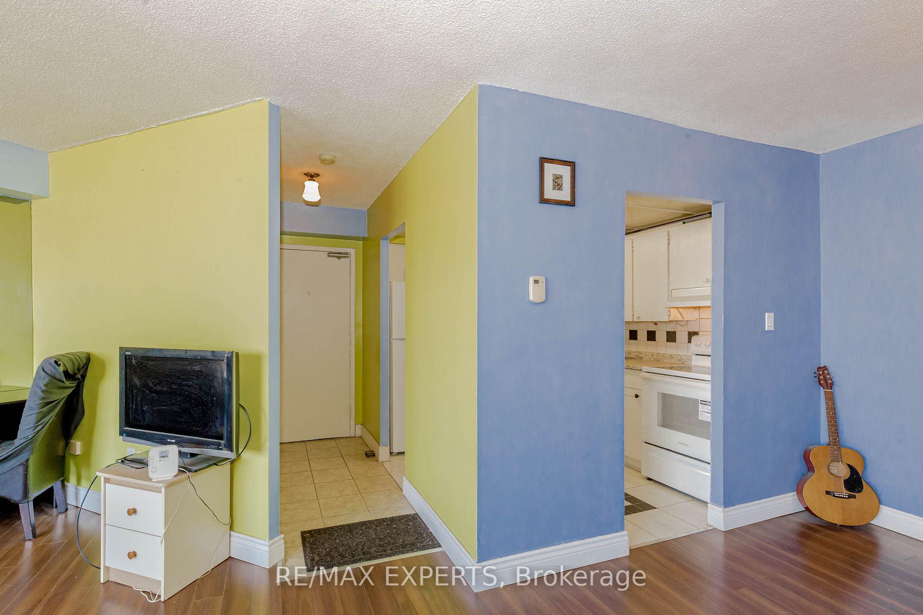 330 Dixon Rd, #1902
