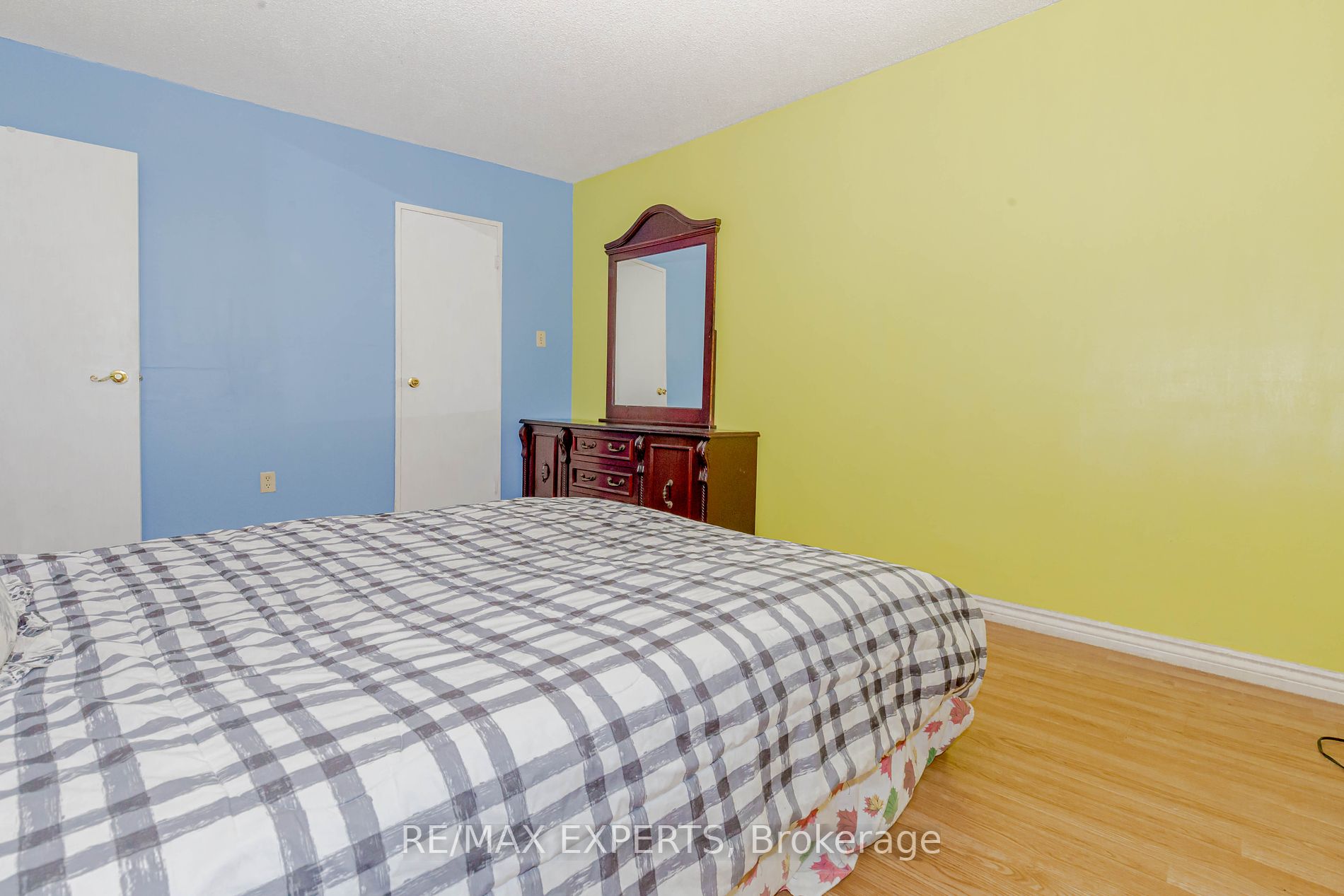 330 Dixon Rd, #1902