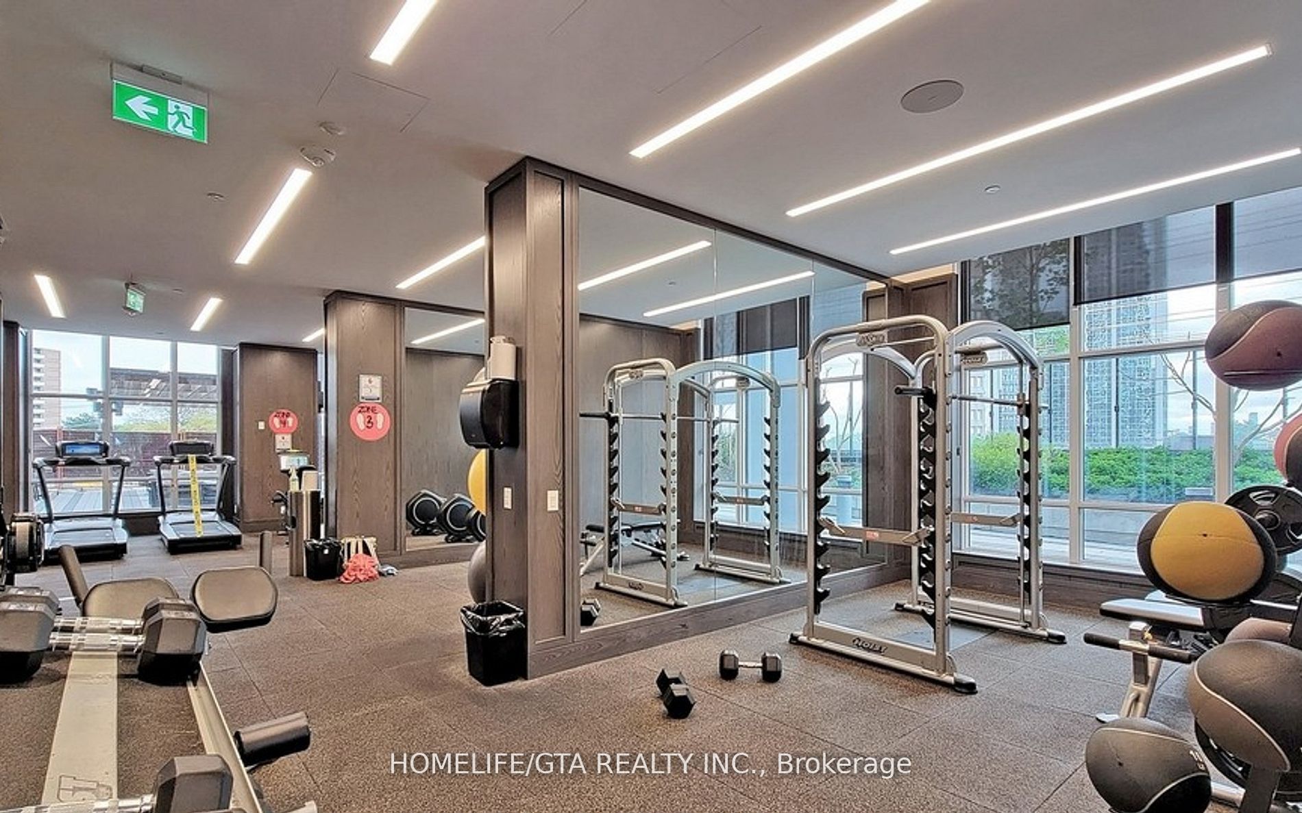 9 Mabelle Avenue, #2215