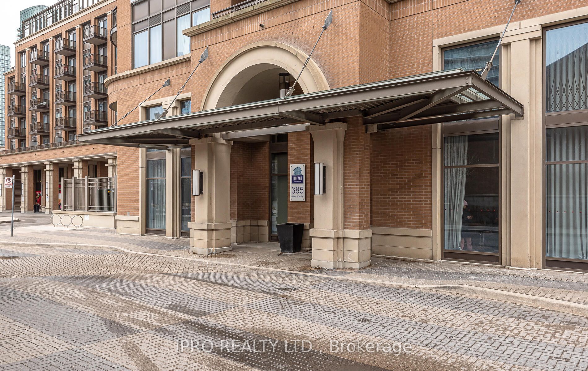 385 Prince Of Wales Dr, #412