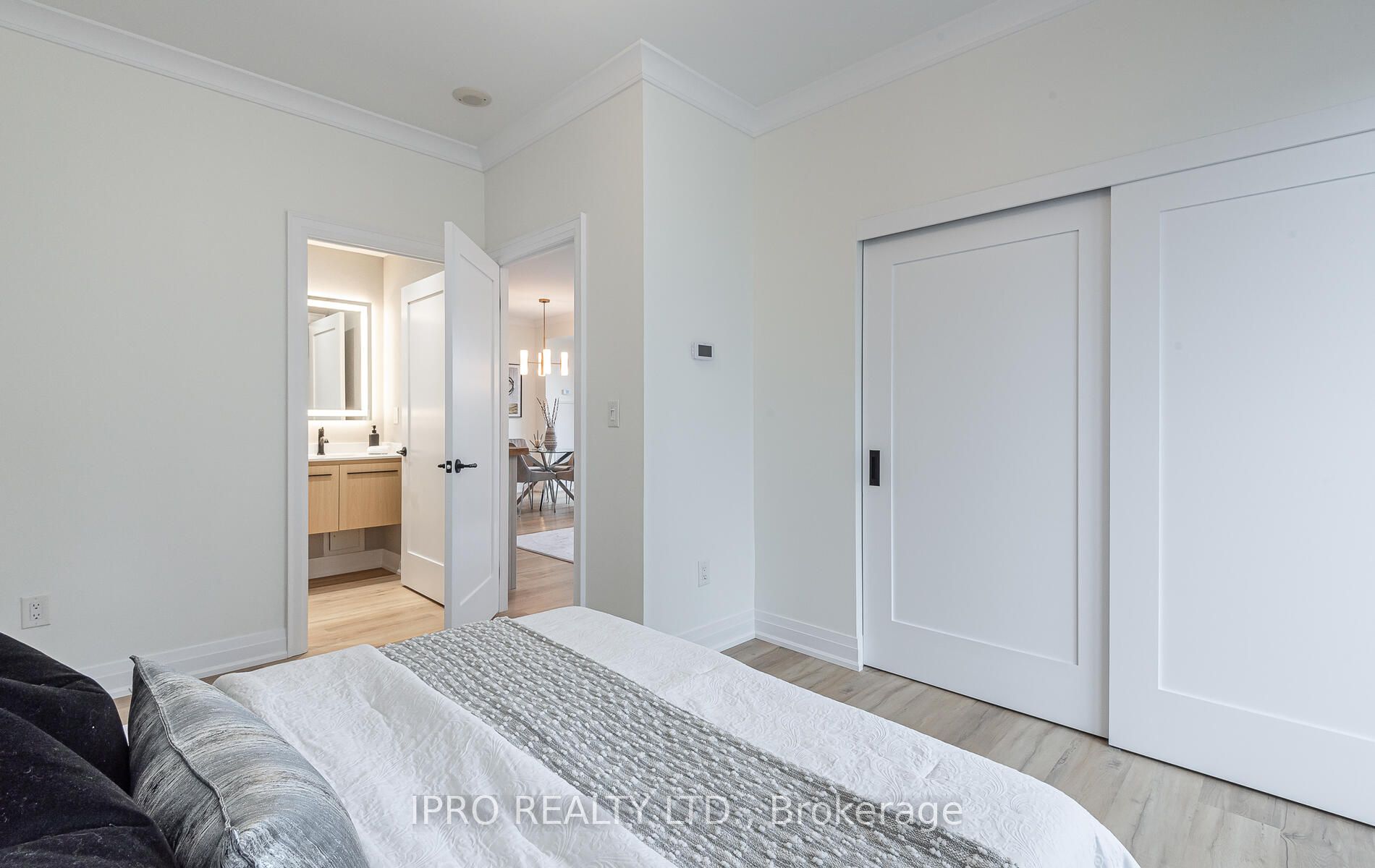 385 Prince Of Wales Dr, #412