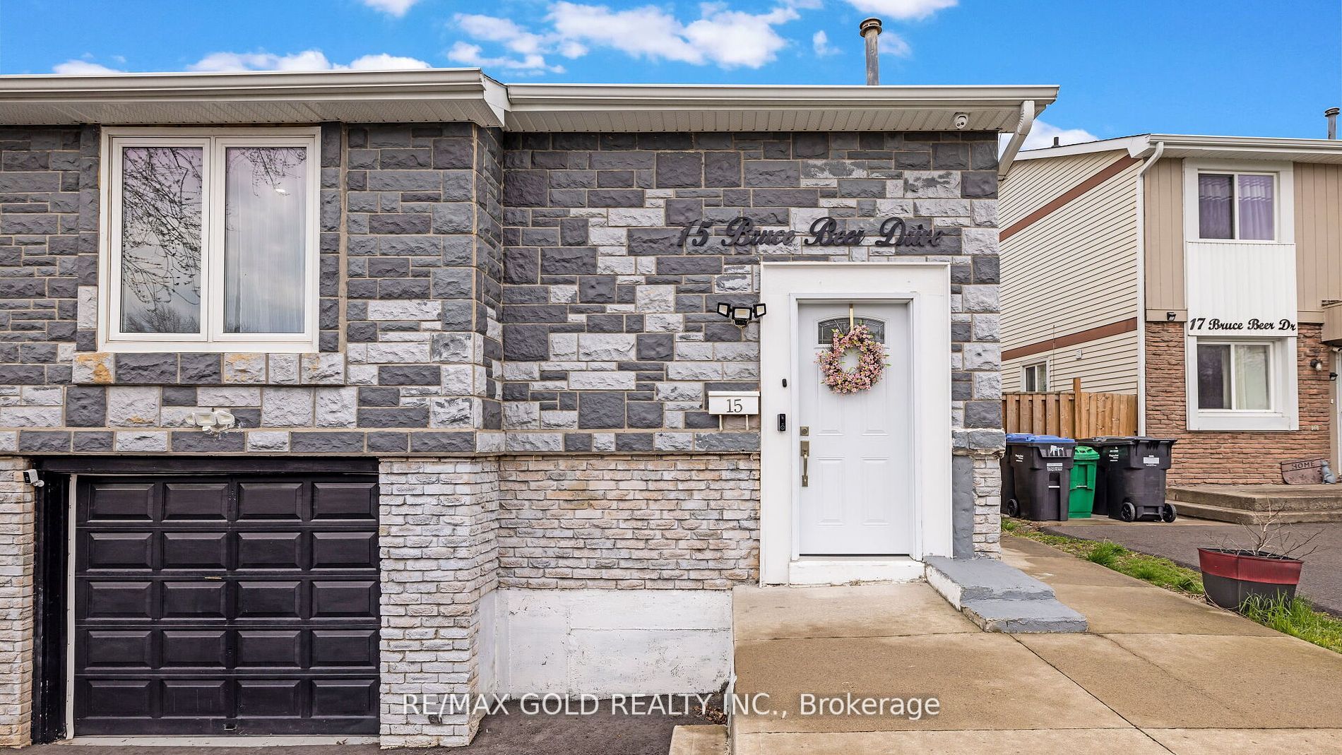 15 Bruce Beer Dr