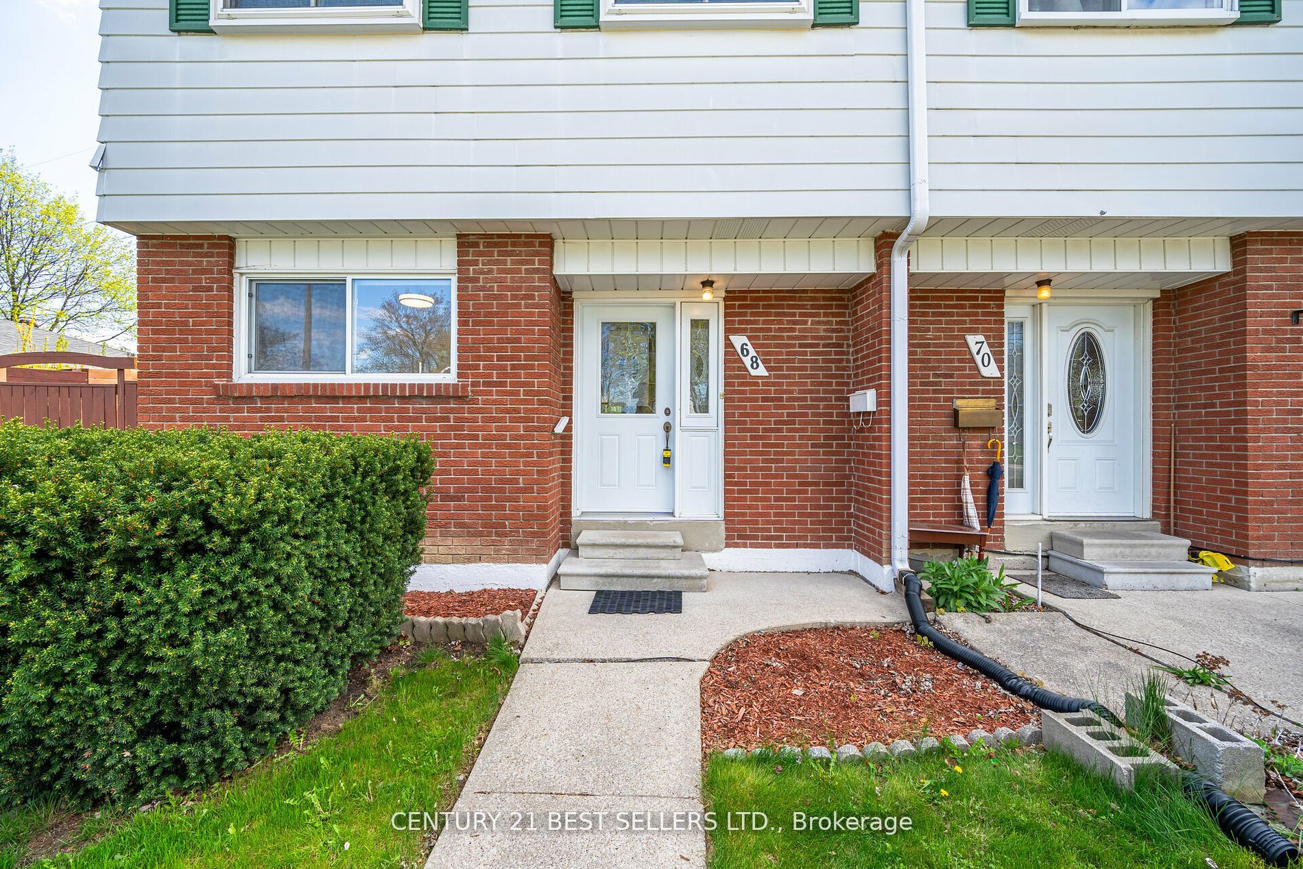 68 Lynmont Road