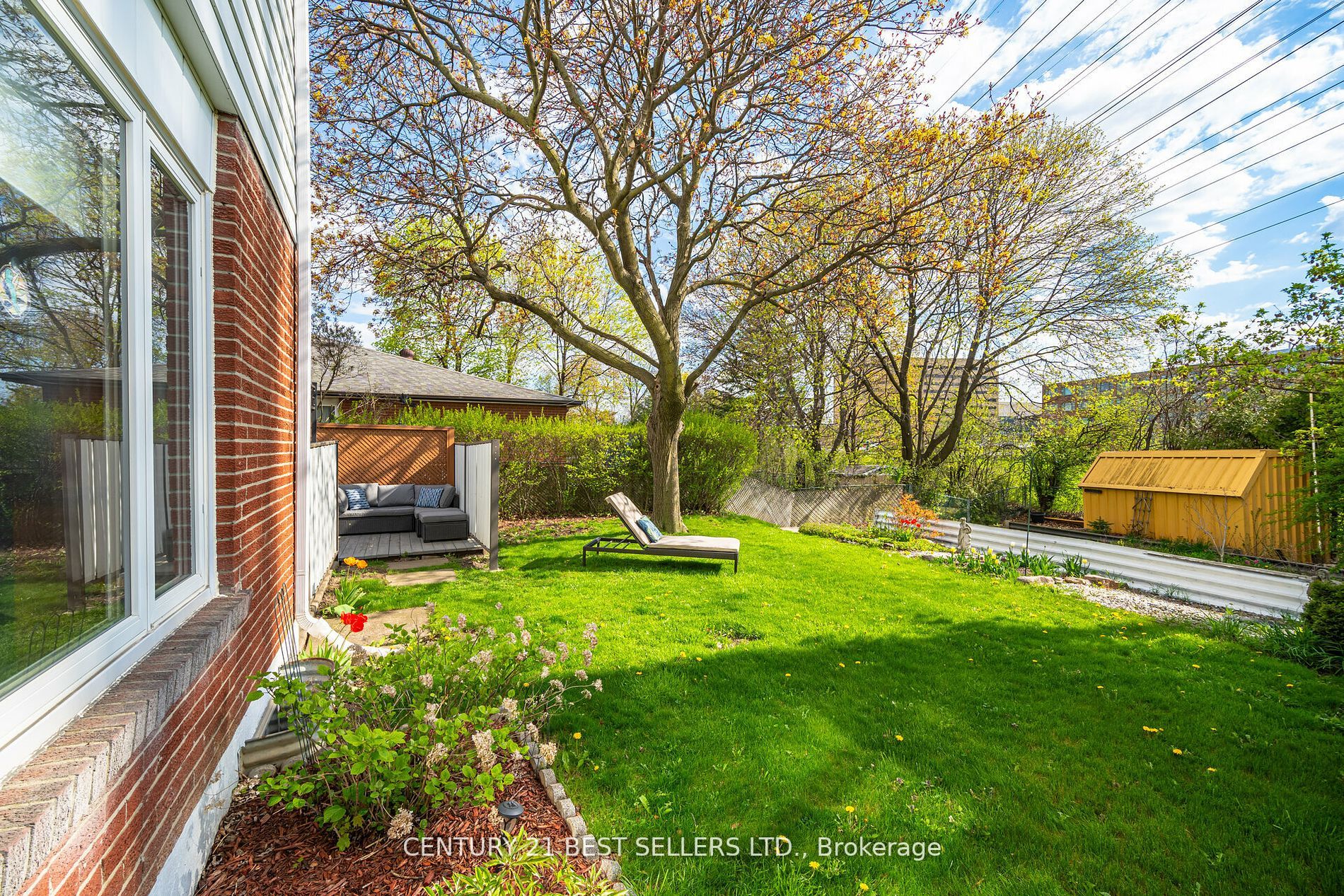 68 Lynmont Road