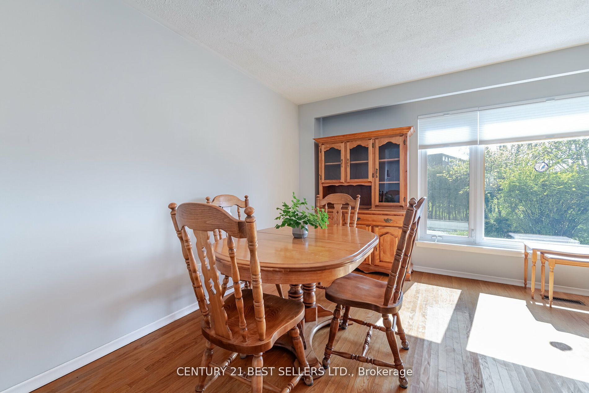68 Lynmont Road