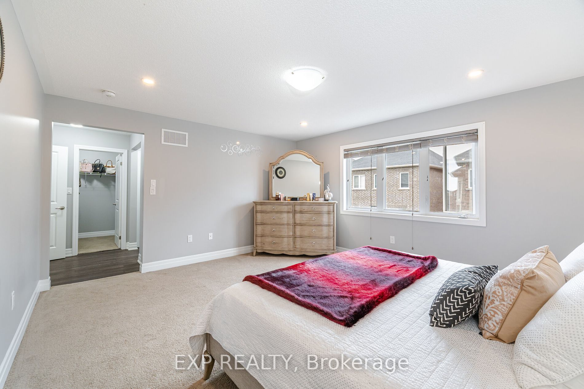 1190 Mceachern Court