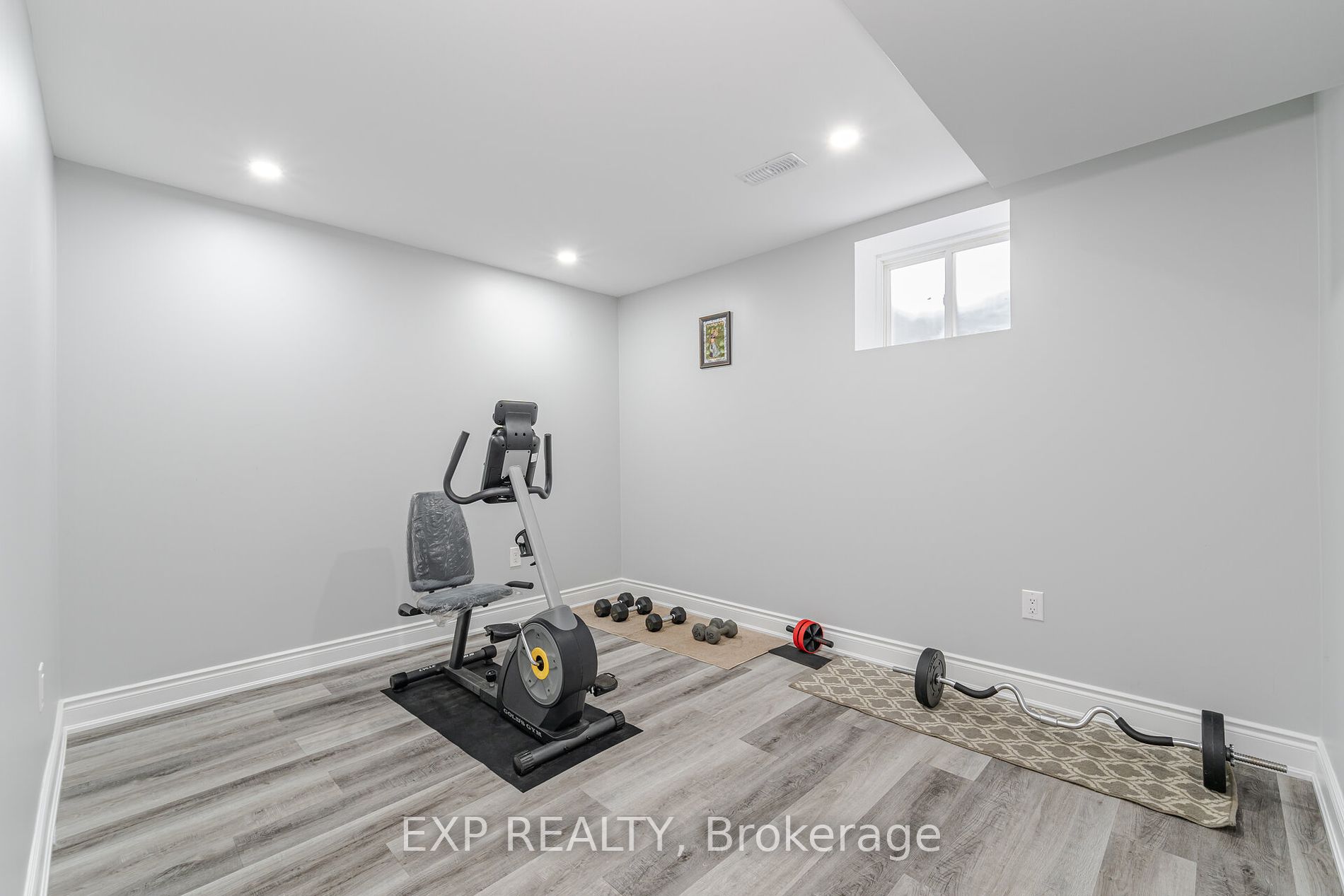 1190 Mceachern Court