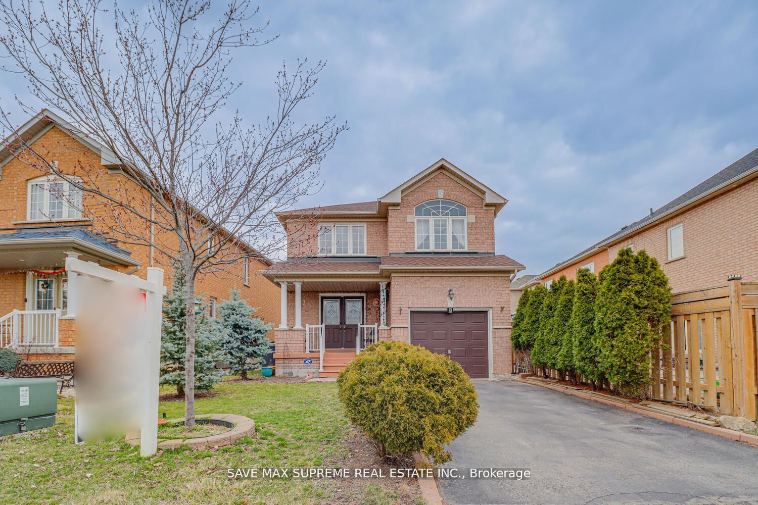 3 Treasure Dr