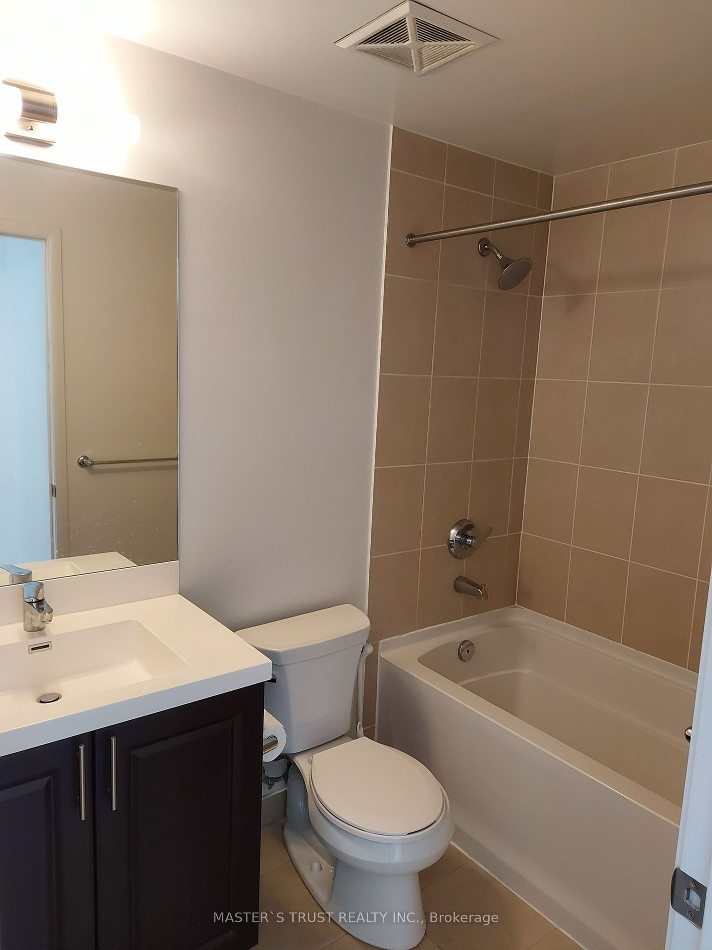 3091 Dufferin Street #827
