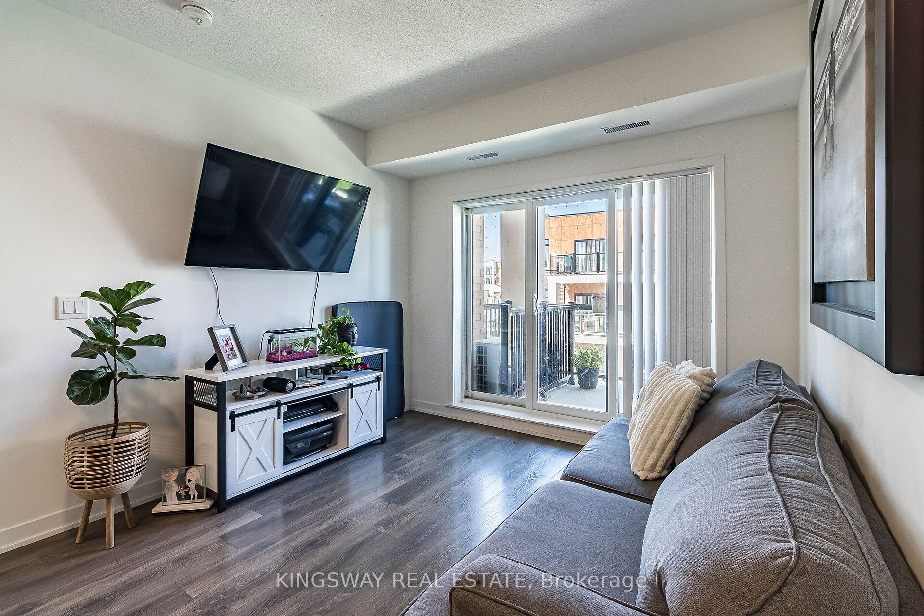 120 Canon Jackson Drive #304