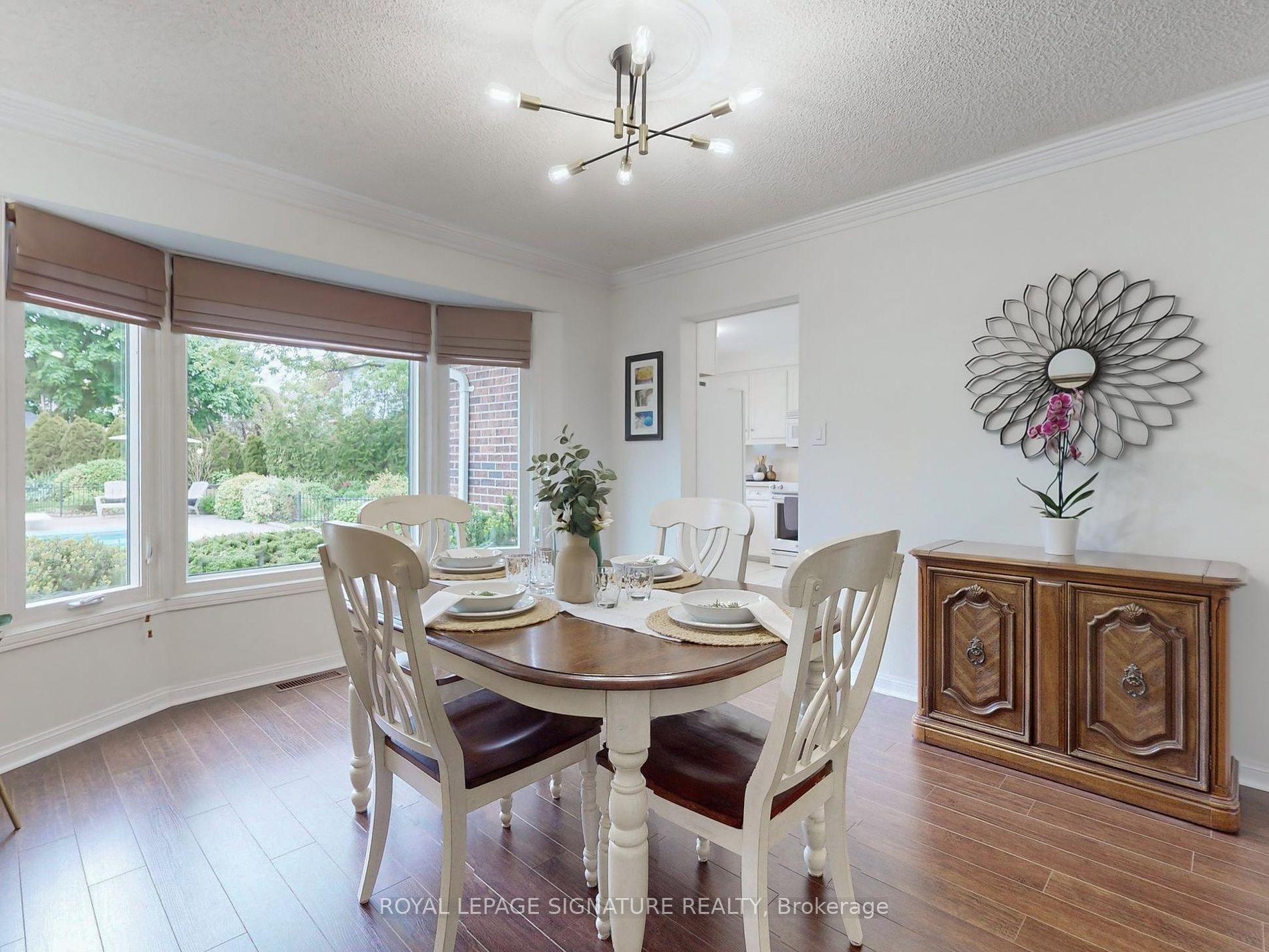 50 Curtis Dr