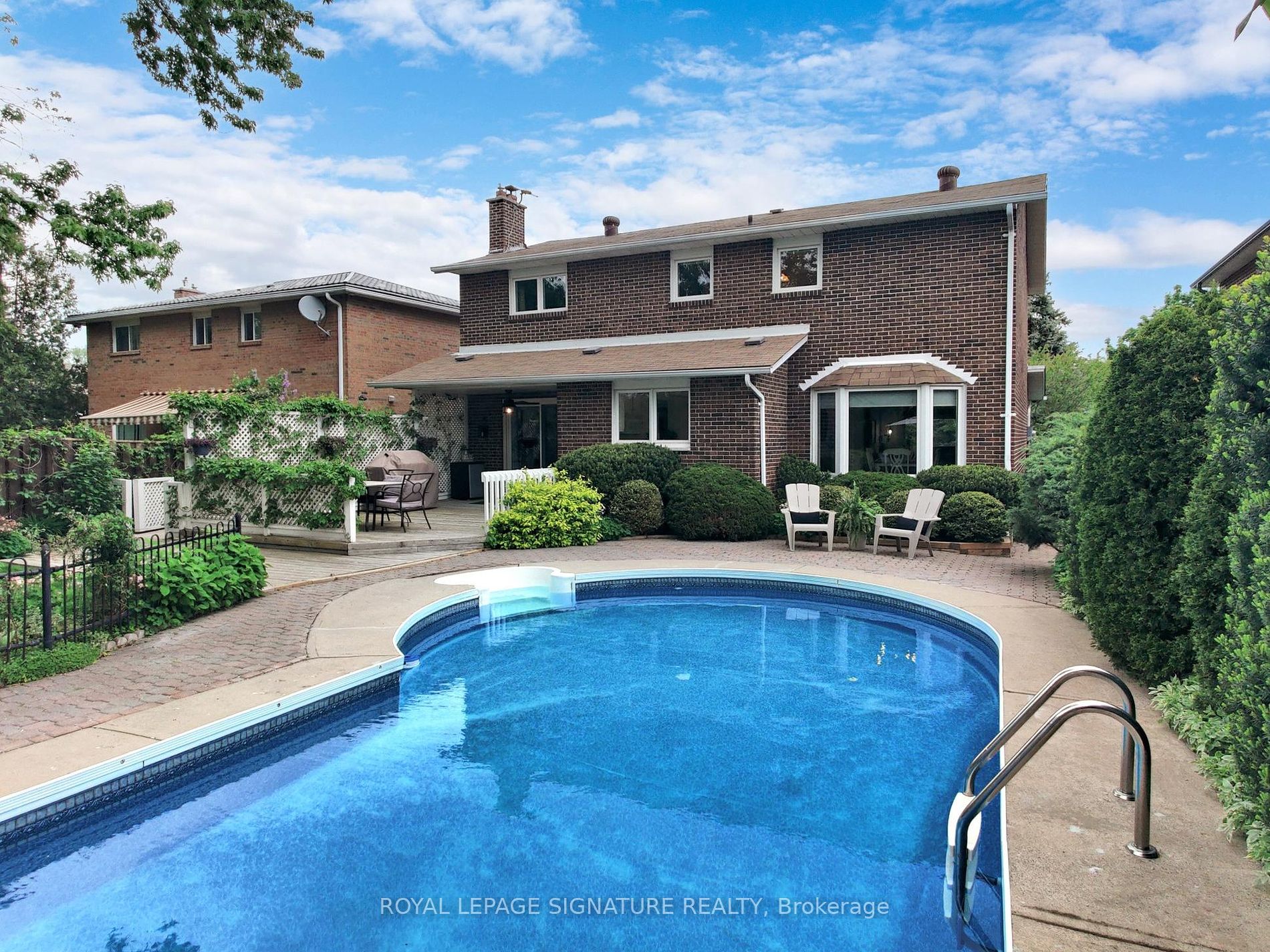 50 Curtis Dr