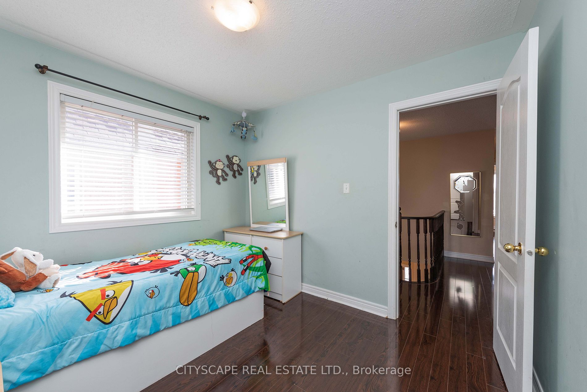 5033 Dubonet Dr
