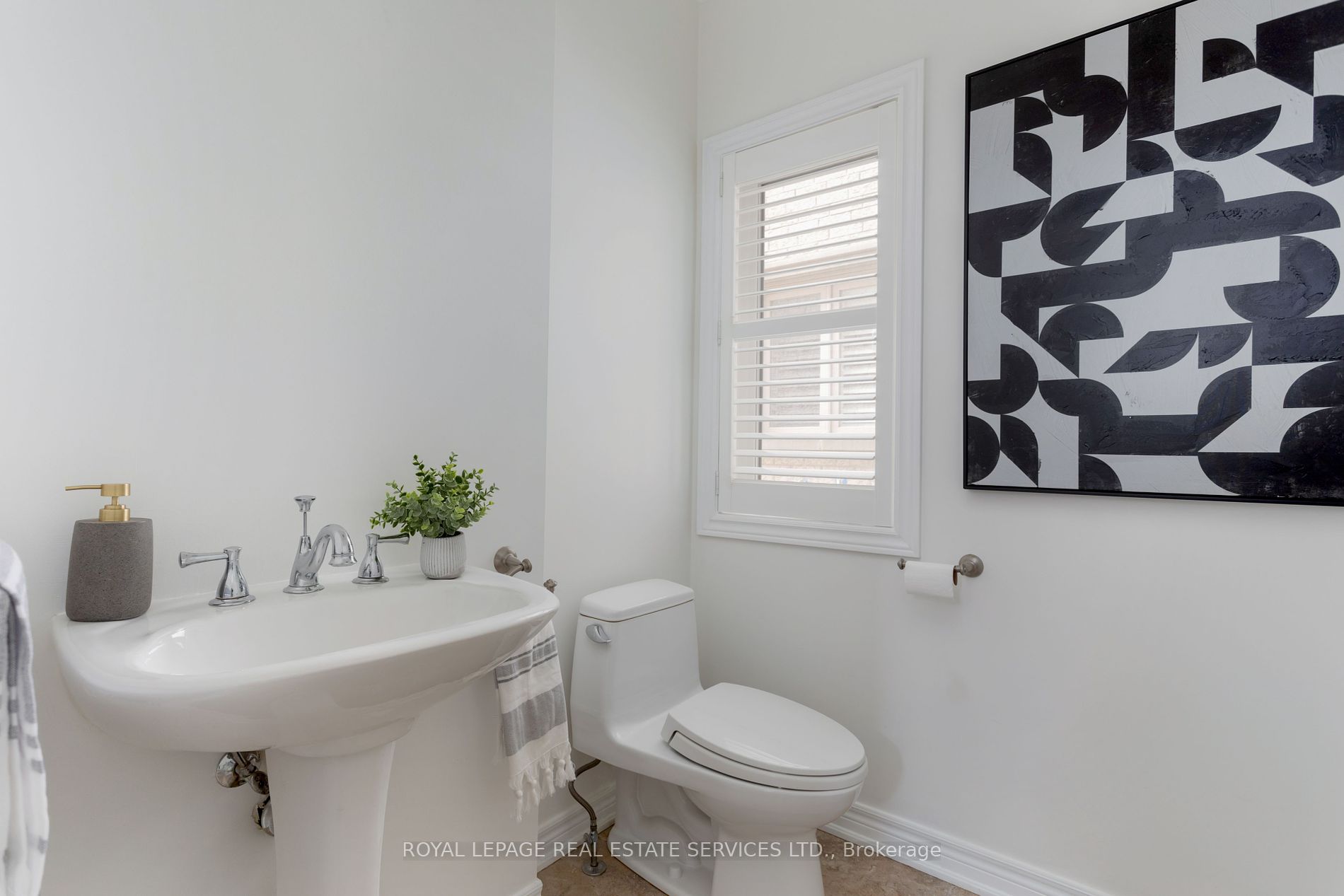 3168 Watercliffe Court