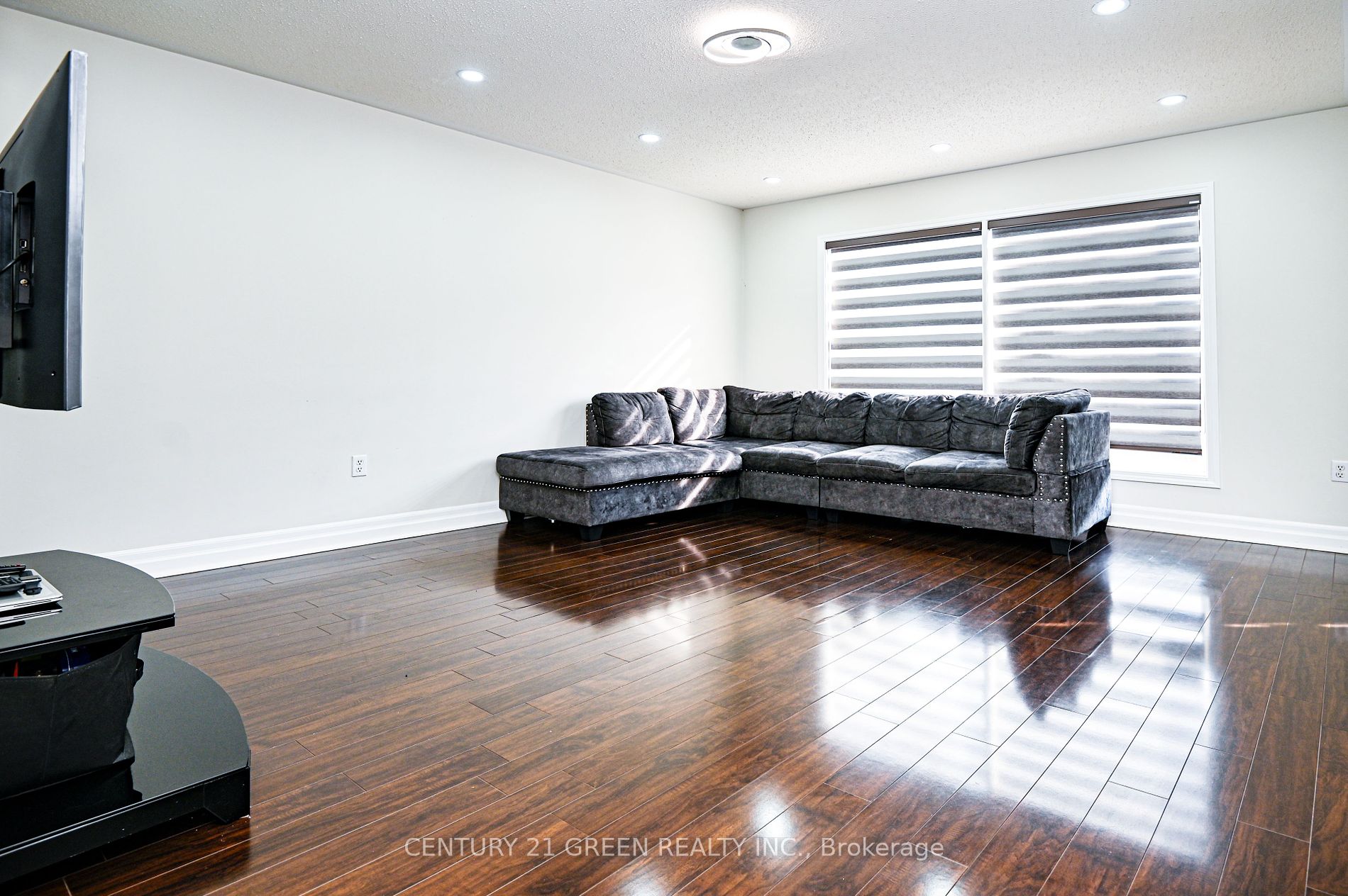 668 Hamilton Crescent