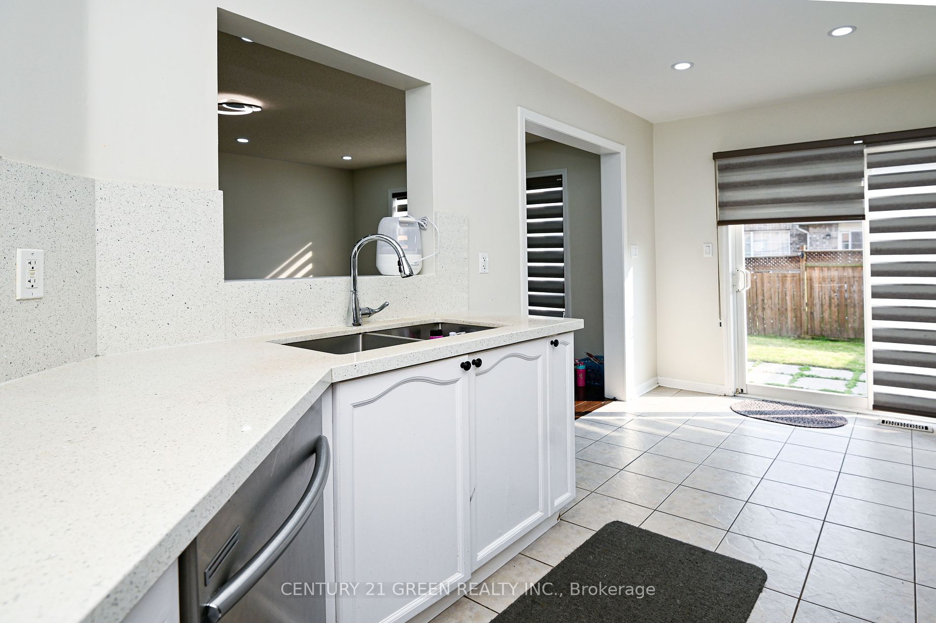 668 Hamilton Crescent