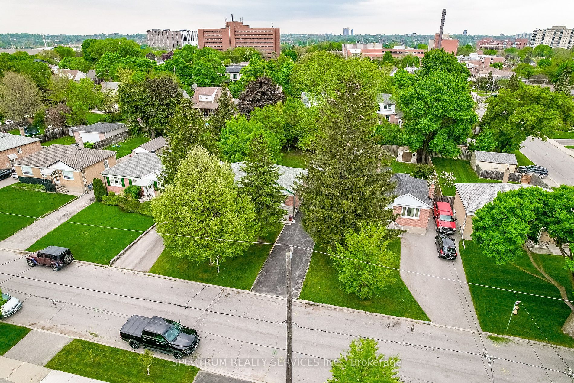 5 Lockerbie Ave