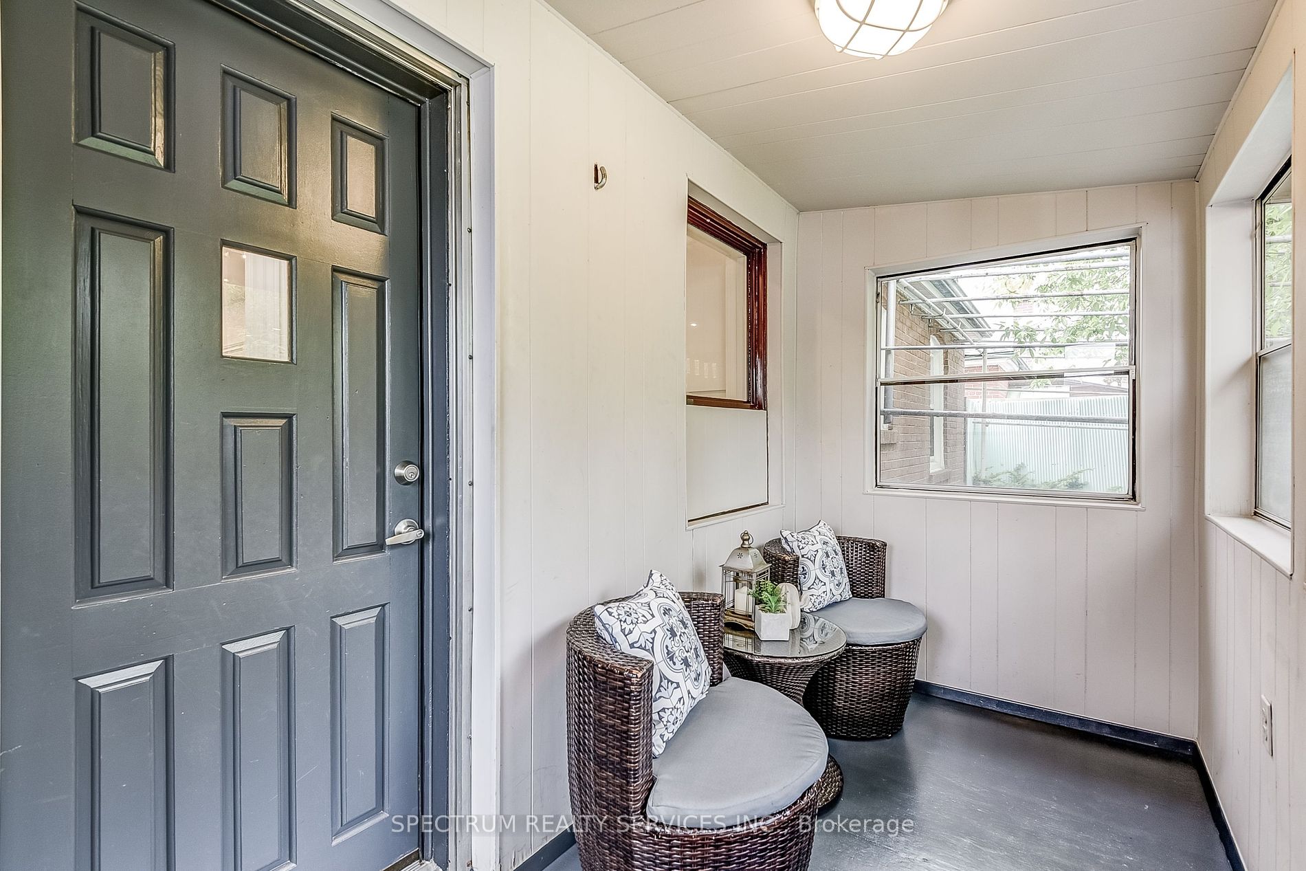 5 Lockerbie Ave