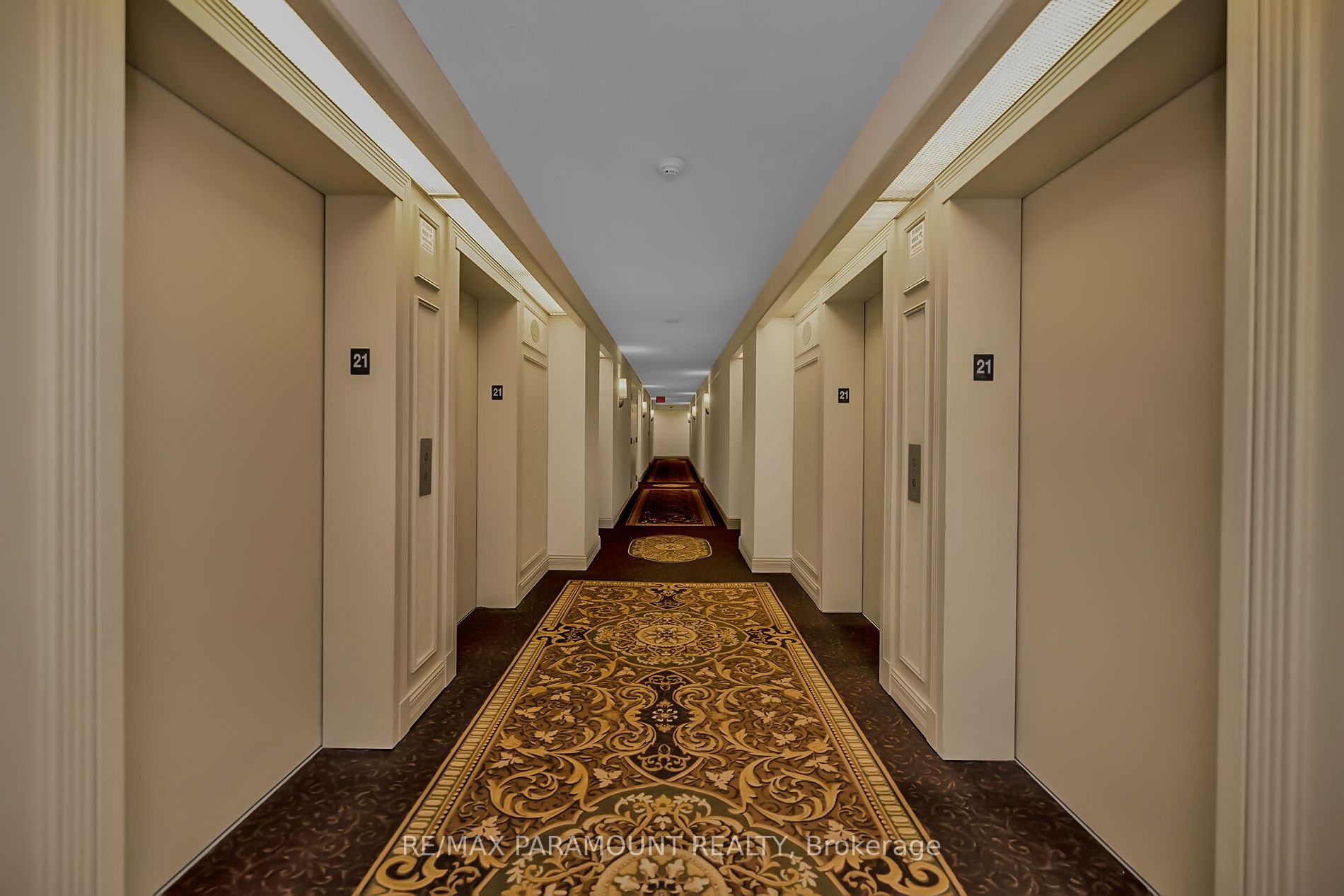 25 Kingsbridge Garden Circ, #2127