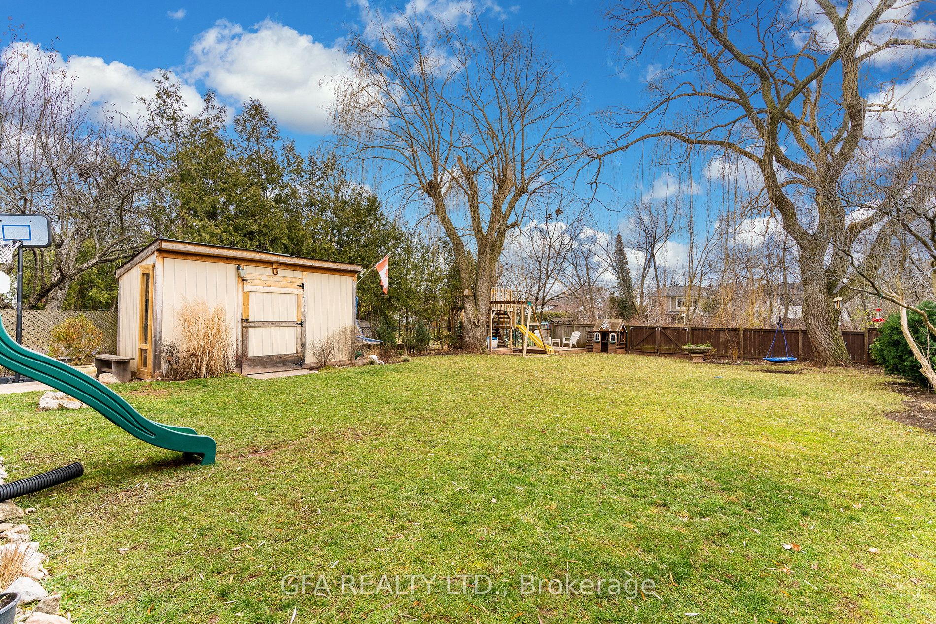 2424 Yolanda Drive