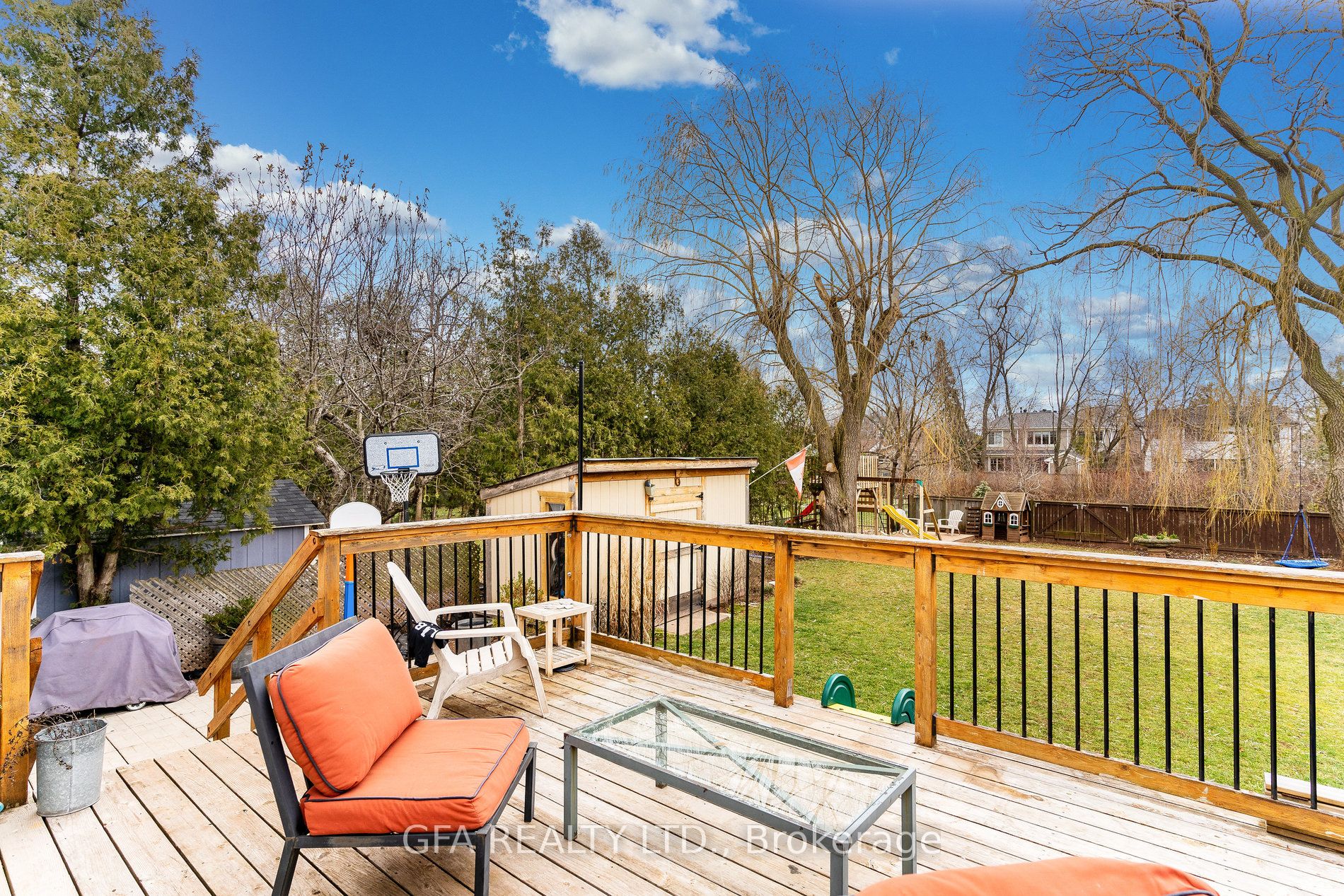 2424 Yolanda Drive