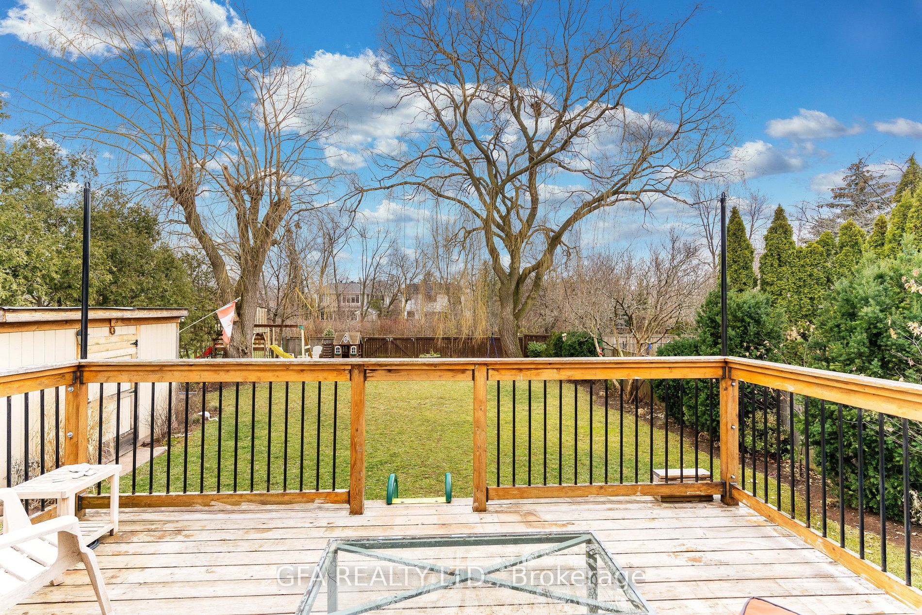 2424 Yolanda Drive