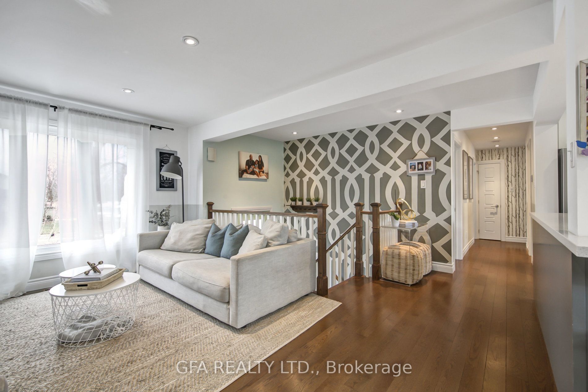 2424 Yolanda Drive