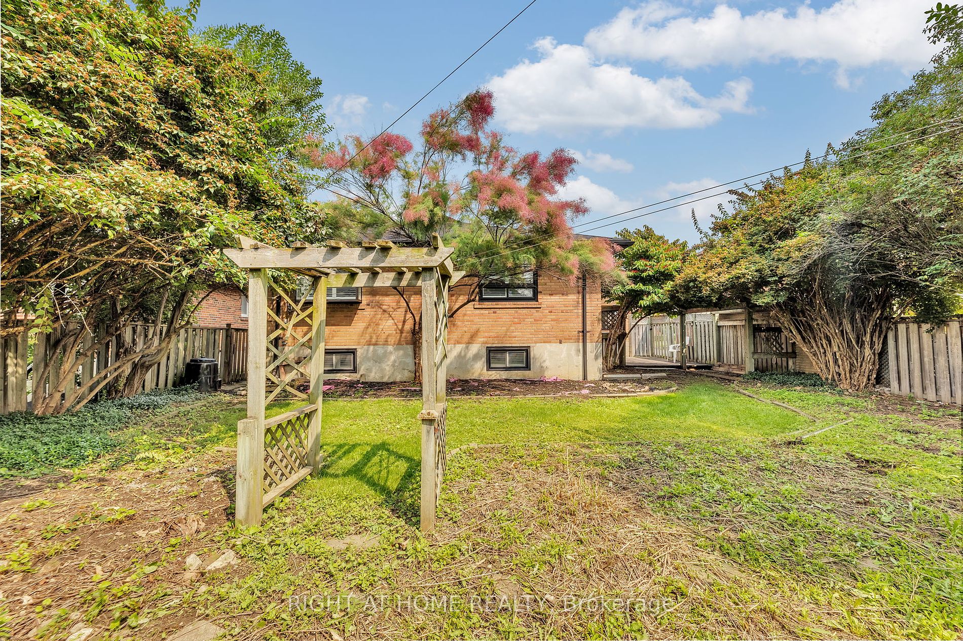 41 Beckett Avenue