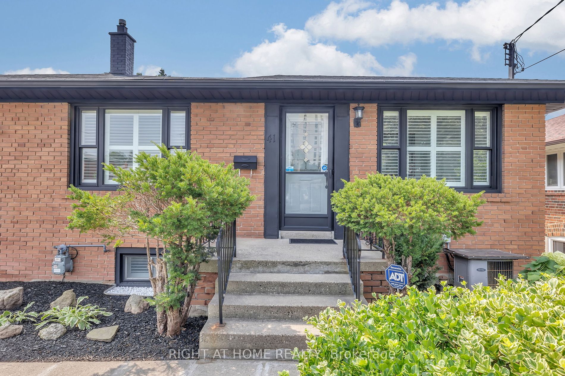 41 Beckett Avenue